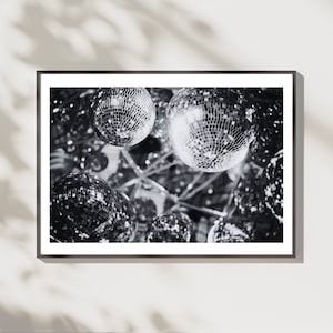 VINTAGE DISCO BALL Aesthetic Wall Art Poster Print, Instant Digital Download png, Retro Home Decor, Living Room Apartment Bedroom Dorm, Cute