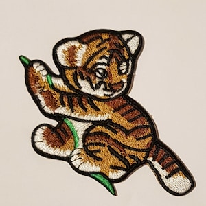 Tiger Patch Iron Sew On Clothes Bag Embroidered Badge Animal Embroidery Applique