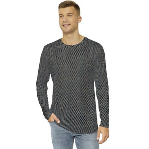 May include: A black long-sleeved shirt with a chainmail pattern.