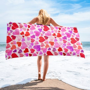 Bath Towel Hearts, Valentines Day Bath Towel, Pretty Hearts Towel, Love Towel, hearts Home Décor