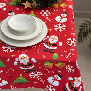 Christmas Tablecloth With Santa,Snowflakes, Snowman Pattern, Xmas Dinner, Round Rectangle Square Oval Holiday Gift, Easy to Clean TableCover