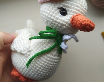 Crochet Duck Amigurumi Pattern: Duck in Hat (PDF English)