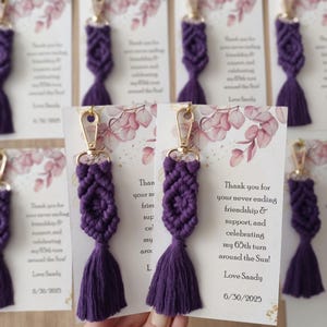 Llavero de macramé, llavero de macramé al por mayor, con o sin tarjeta, regalos de boda, regalos de despedida de soltera, regalos de baby shower, regalo de cumpleaños