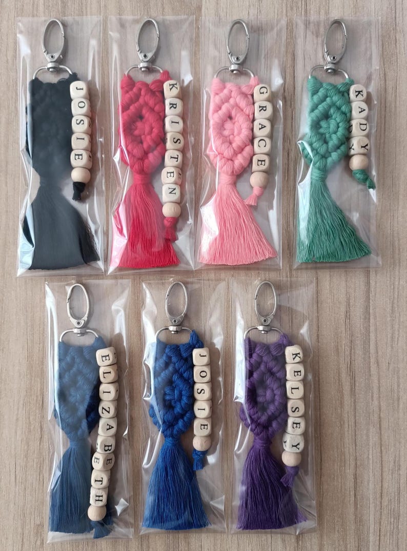 Customizable Macrame Name Keychain with a lots color options. 43 different rope colors and 10 different hook types, Perfect gift ideas for friends and family. 
Macrame Name Keyring, Macrame Wedding favors, Bridesmaid Proposals, will you be my bridesmaids, maid of honor gift, matron of honor gifts
 gifts for her, gifts for friends, christmas gifts for friends and co-workers, macrame bag charm, birthday gifts ideas