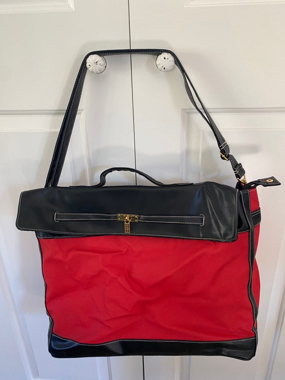 Elizabeth Arden red and black weekender overnight 