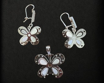 Butterfly with pop out wings .925 Silver Crystal embellishments Earring and Pendant Set Made in Mexico