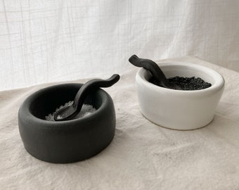 Salt & Pepper Dishes (spoons included)