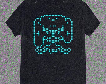 ピクセルアートエイリアンTシャツ、レトロSFグラフィックTシャツ、カワイイゲーマースタイル