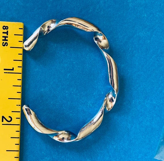 Sterling Silver Sturdy ….Solid…. Small Size Cuff … - image 8