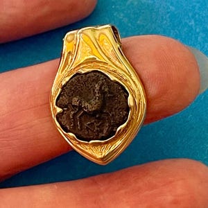 Amazing,  Unique  14Kt Custom Pendant with ancient coin!  Beautifully crafted setting.