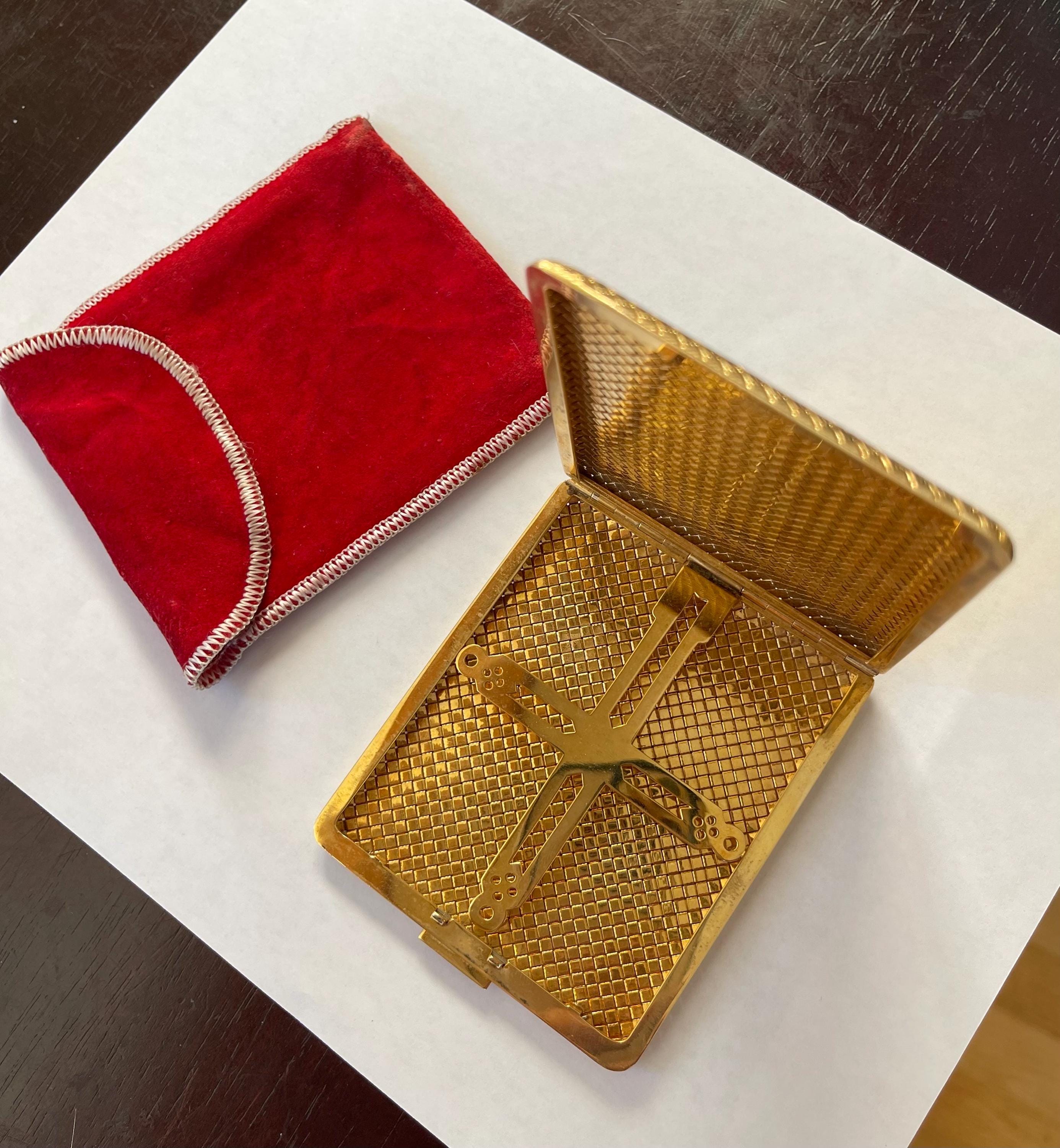 Cartier 18kt Cigarette Case … Vintage Amazing Quality.. Rare