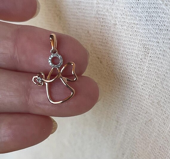 10Kt Rose Gold and Diamonds Angel Pendant! View 3
