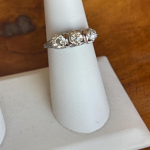 antique 14 kt & 3 stone diamond ring SALE