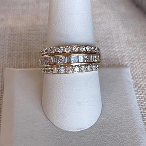 Schitterende 14 karaats Kalatti ring met 2 karaat natuurlijke diamanten gezet in geelgoud!!! Uitstekende kwaliteit!!