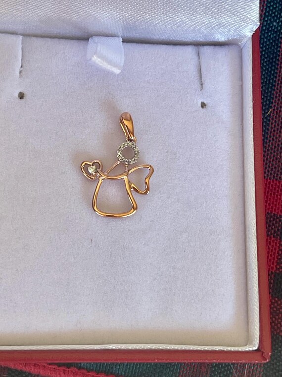 10Kt Rose Gold and Diamonds Angel Pendant! View 2