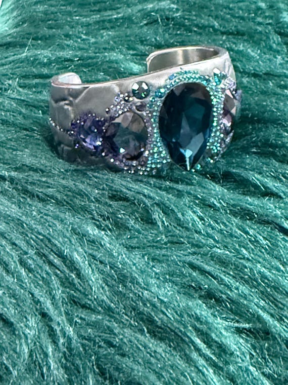 retired Swarovski pony bangle cuff - image 8