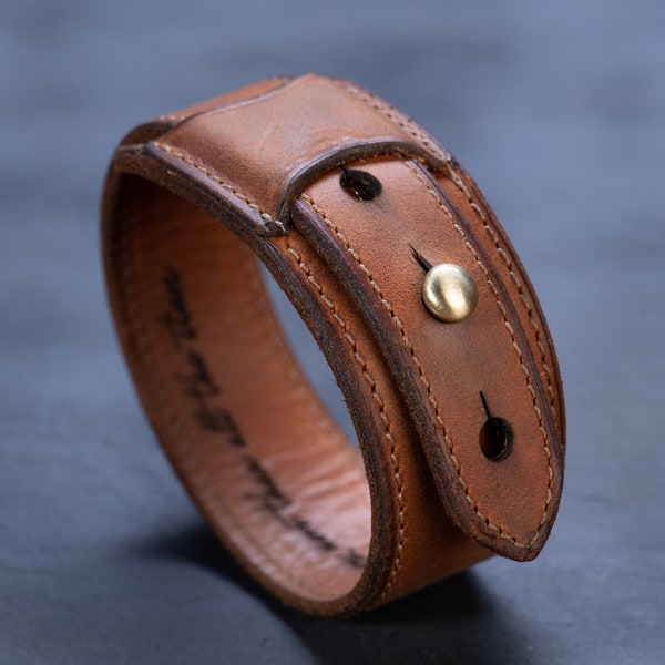 Bracelet pour hommes en cuir pleine fleur, bracelet de manchette personnalisé, manchette en cuir réglable faite à la main, bijoux en cuir, cadeau pour petit ami, cadeau d’anniversaire