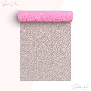 Op de afbeelding: Een digitaal bestand van een roze en grijs textuurontwerp dat lijkt op leer. Het ontwerp is opgerold en de roze kant is zichtbaar. De tekst "Digitaal bestand" staat in de rechterbenedenhoek.