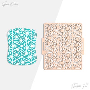 Pode incluir: Dois designs cortados a laser. Um é um padrão floral turquesa e branco, o outro é um quadrado bege com um design floral recortado. As palavras "Grada Cutters" e "Digital File" estão na imagem.