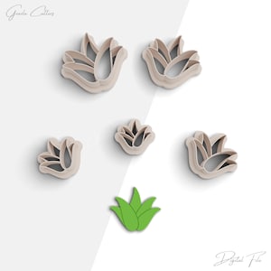 Könnte beinhalten: Satz mit sechs Ausstechern in Tulpenform in verschiedenen Größen. Die Ausstecher sind aus hellbeigefarbenem Kunststoff und auf weißem Hintergrund angeordnet. Ein grüner Blattausstecher ist ebenfalls im Set enthalten.