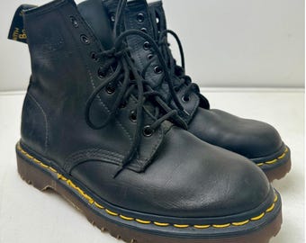 Vintage Dr. Martens 1460 Black Leather 8-Eye Lace Up Boots (Made in England) Men's 7 / Women's 9