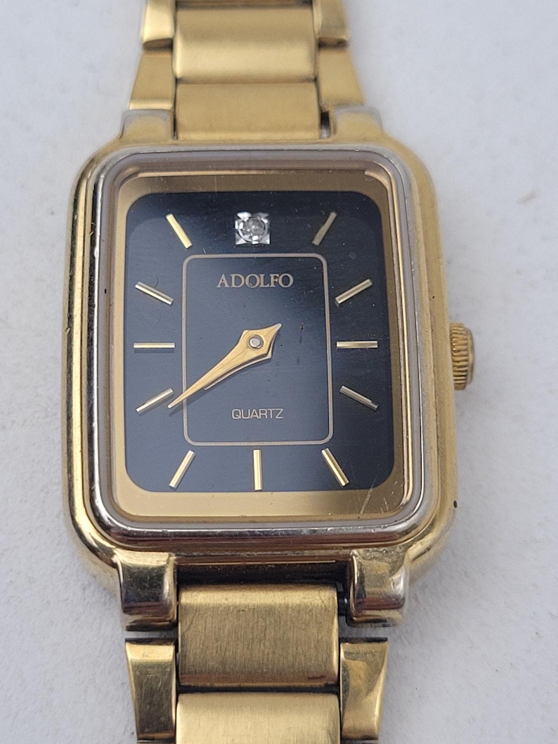 Vintage Adolfo goudkleurig quartz dameshorloge afbeelding 4