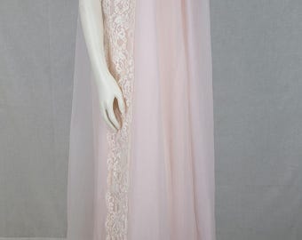 1970er Jahre Shadowline Damen Peignoir Set mit Zartrosa Spitzenborte Gr. M