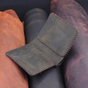 Cartera de cuero plegable hecha a mano, cartera de cuero personalizada, cartera minimalista, regalo de aniversario, regalo para padrinos de boda, regalo de San Valentín para él