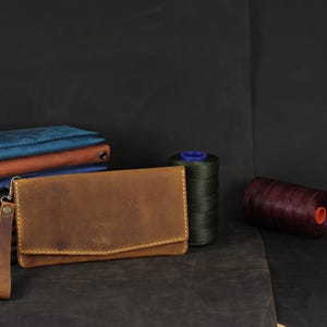 Cartera de cuero para mujer, Cartera de cuero personalizada, Regalo para ella, Cartera hecha a mano, Cartera de cuero, Cartera grabada, Regalo para esposa