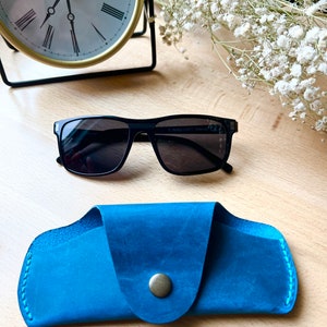 Leather Sunglass Case, Glasses Holder, Personalized Sunglass Cases, Reinforced Sunglass Holder, Handmade Leather Gift, Valentine Gift