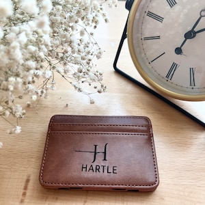 Cartera minimalista de cuero, tarjetero delgado, tarjetero personalizado, regalo del Día del Padre, billetera mágica, billetera plegable, regalo para él, papá, hijo