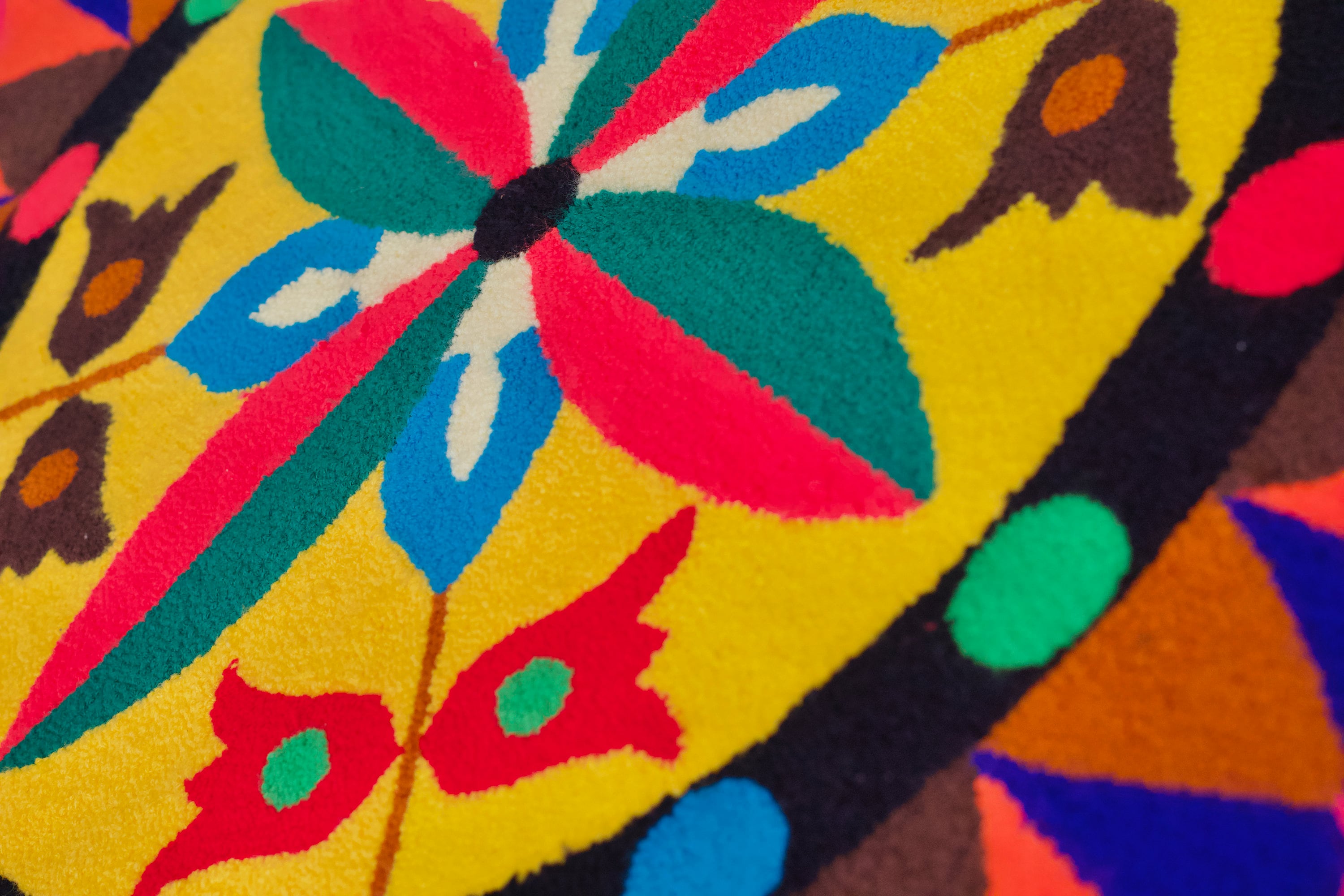 Colmbian Rug With Patterns Vintage Wayuu Wool Tapestry: Handwoven Op Art Rug, Indigenous Guajiro ...