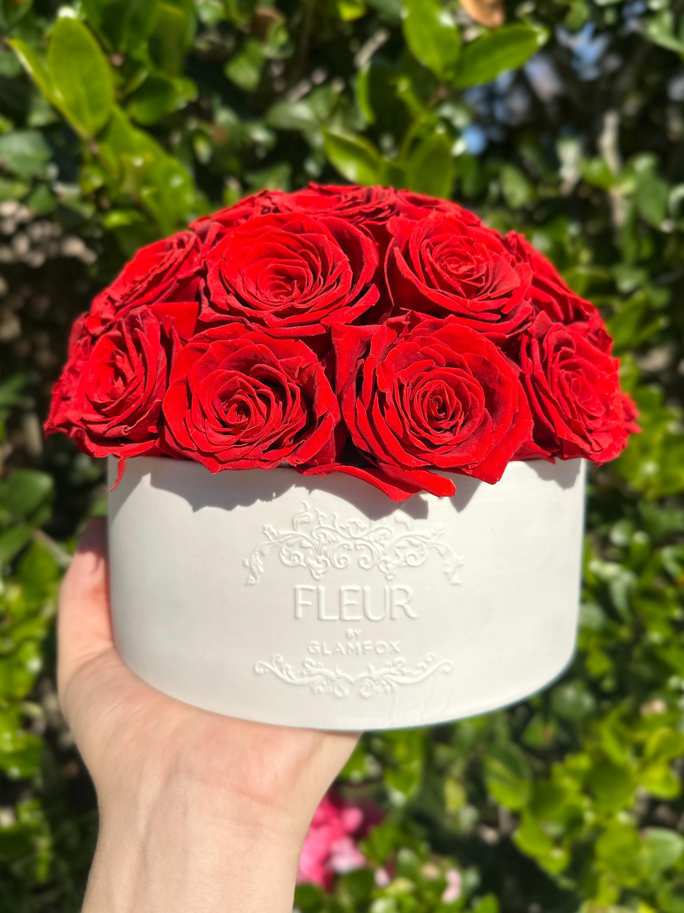 Fancy Roses Luxury Preserved Roses in Porcelain Vase – Forever Rose Flower ...