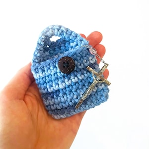 Häkeln Rosenkranz Beutel Katholisches Geschenk Erste Kommunion Rosenkranz Tasche Blauer katholischer Beutel Rosenkranzhalter mit Knopf Handgemachter Beutel katholische Münze Geldbörse