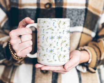 Mary Lily Floral Catholic Coffee Mug for Women & Teens, Cottagecore Tea Mug, Teacher Appreciation Gift, Mother&#39;s Day Idea for Grandma