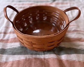 Longaberger 1995 Round Darning Basket with Leather Handles and Plastic Liner