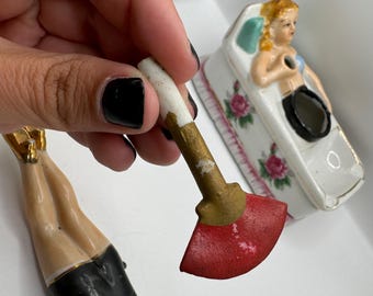 Vintage Ceramic Pinup Girl Nodder Ash Tray 1940s/1950s Japan