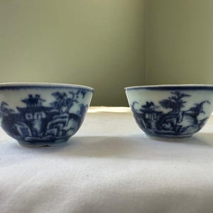 Pair of Teacups from the Nanking Cargo, 18th Century