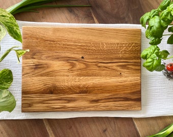 Küchenbrett aus Eichenholz [35x25] Schneidebrett aus Wildeiche mit und ohne Gummifüßen