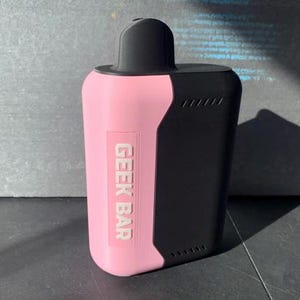 Functional 3D printed vape case