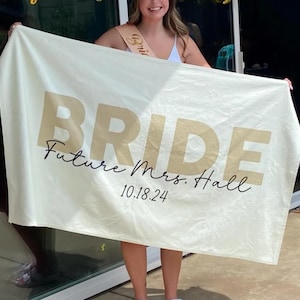 Personalized Bride Beach Towel, Bachelorette Party Gift 2026, Future Mrs Custom Wedding Towel, Bridal Shower Pool Party Favor