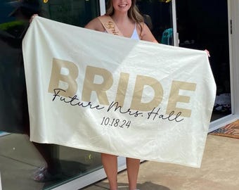 Personalized Bride Beach Towel, Bachelorette Party Gift 2026, Future Mrs Custom Wedding Towel, Bridal Shower Pool Party Favor