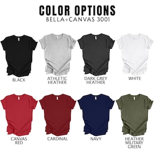 Peut inclure: Un nuancier montrant 10 couleurs de t-shirts diff&eacute;rentes disponibles pour les t-shirts Bella + Canvas 3001. Les couleurs sont : Noir, Gris chin&eacute; athl&eacute;tique, Gris chin&eacute; fonc&eacute;, Blanc, Rouge toile, Cardinal, Marine, Vert militaire chin&eacute;.
