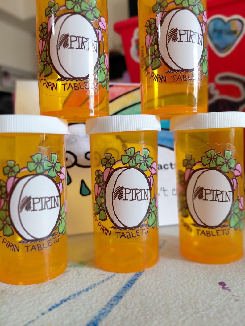 Pirin Tablets Pill Bottle - The Birdcage Comedy Prop image 2
