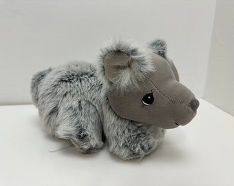 Precious Moments Tender Tails Arctic Chinchilla Plush, Endangered Tails Limited Edition, New with Tags! (8 inch)