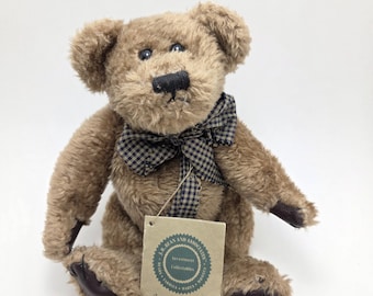 Vtg BOYDS BEAR Collectible Mary Kay GINGERBEARY Bear Holding a