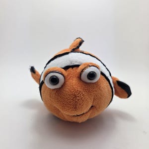 Adorable Vintage Webkinz Clown Fish Plush without Code, Ganz Plush (8 inch)