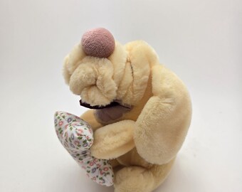 Peluche vintage de Ganzbros, Wrinkles el alce, sosteniendo un hueso (pequeño, 5 pulgadas)