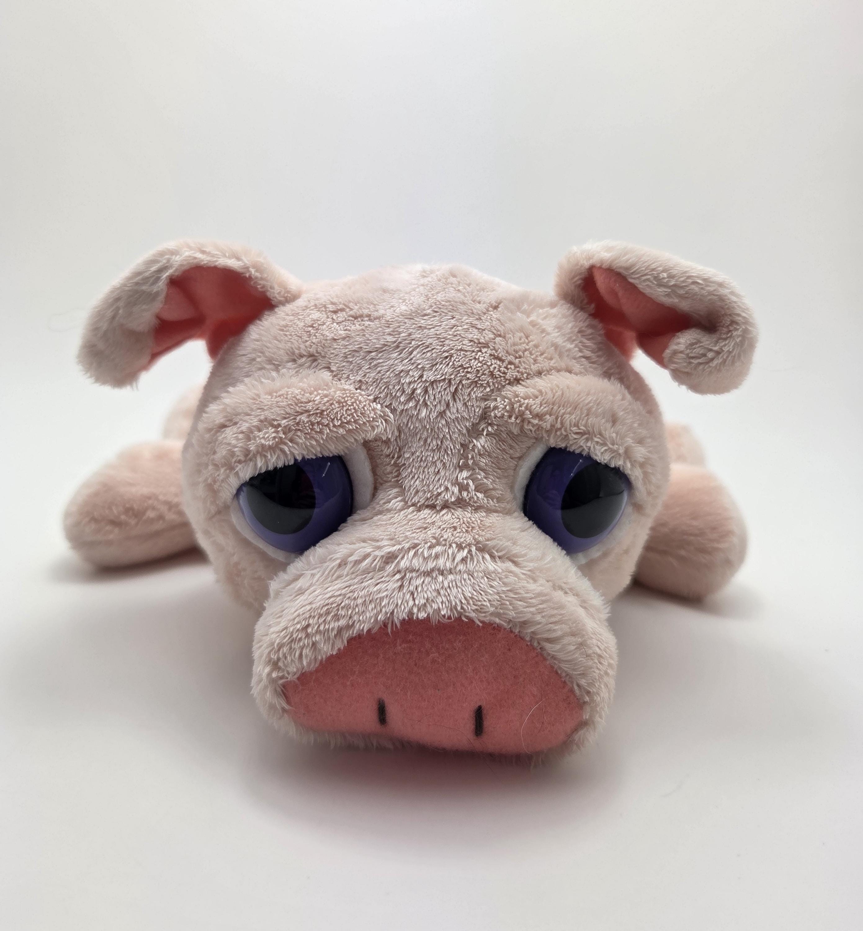 ラス リル・ピーパーズ ぬいぐるみ「オードリー」 ピンクブタ 紫の目