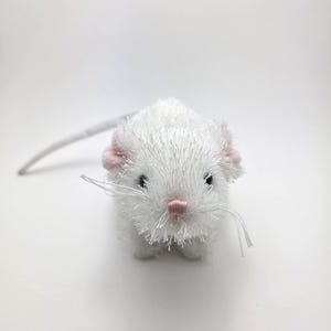 Adorable Vintage Webkinz Lil Kinz White Mouse with No Tags, Ganz Plush (6 inch)